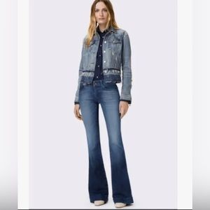 JBrand Lovestory in 30